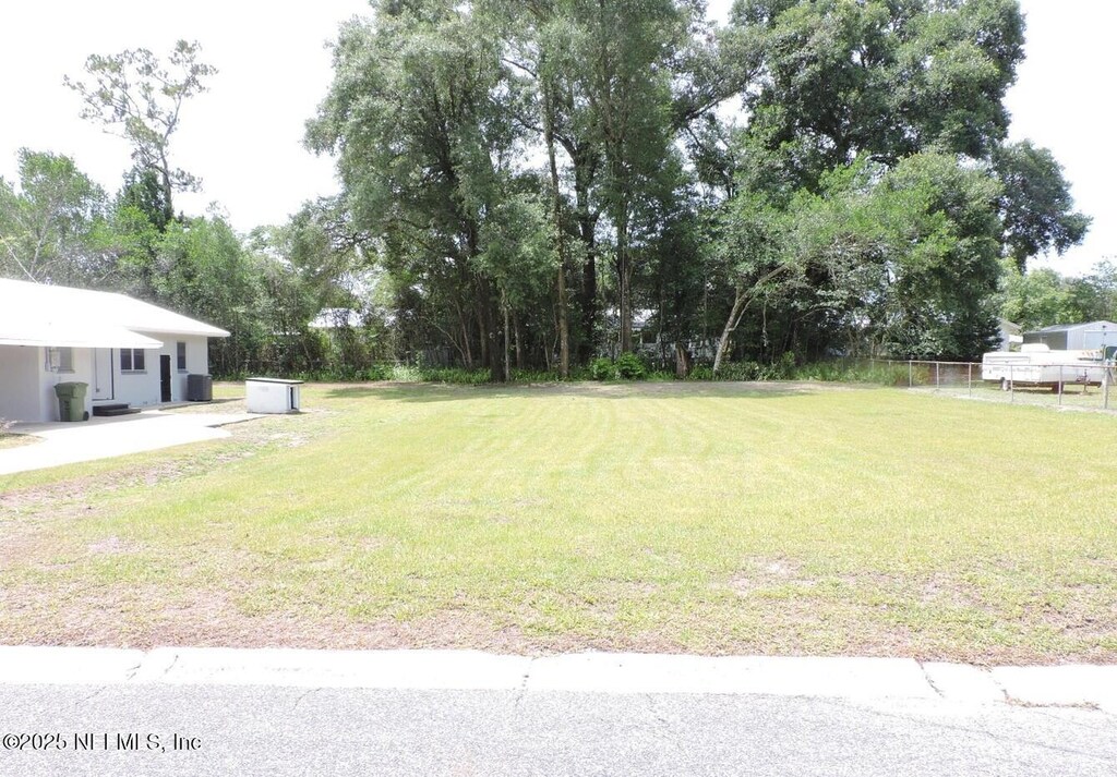 2009B Laurel St, Palatka, FL 32177 - photo 1