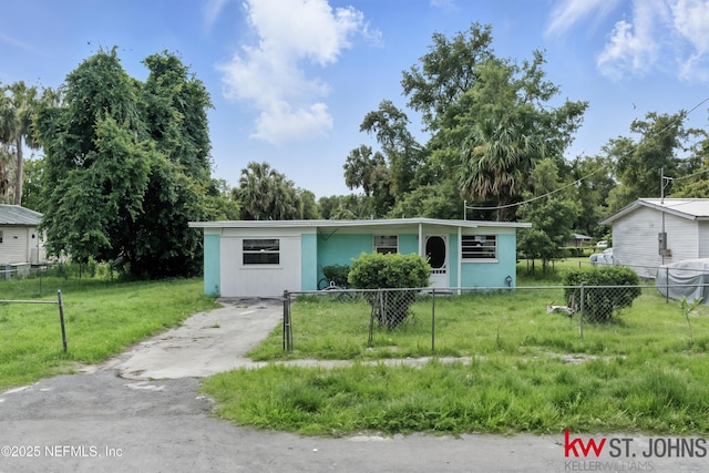 440 N Fern St, San Mateo, FL 32187 - photo 1
