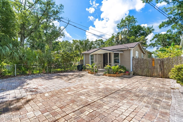 3840 Adirolf Rd, Jacksonville, FL 32207 - photo 28