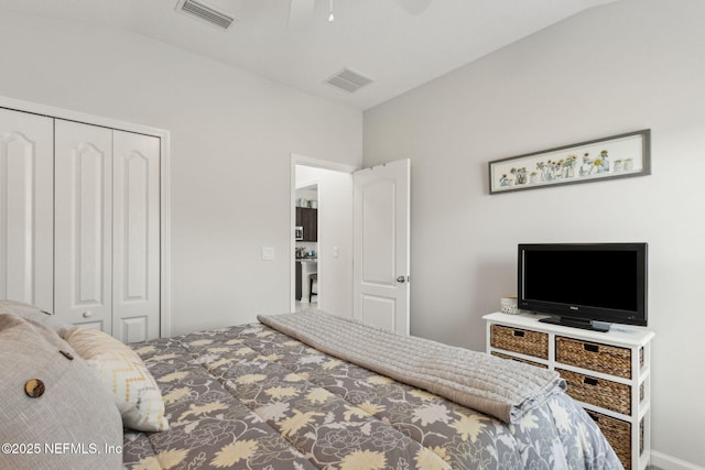 86180 Tranquil Ct, Yulee, FL 32097 - bedroom featuring a closet and ceiling fan