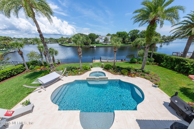 23 Corona Rd, Ponte Vedra Beach, FL 32082 - view of pool with a water view and a pool with connected hot tub
