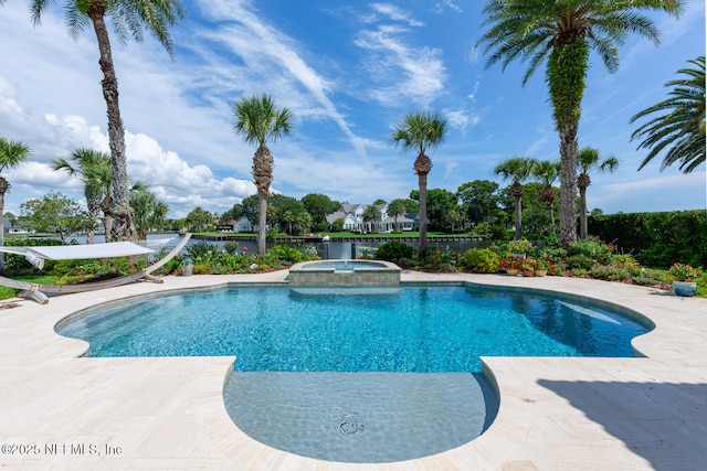23 Corona Rd, Ponte Vedra Beach, FL 32082 - view of swimming pool featuring a pool with connected hot tub