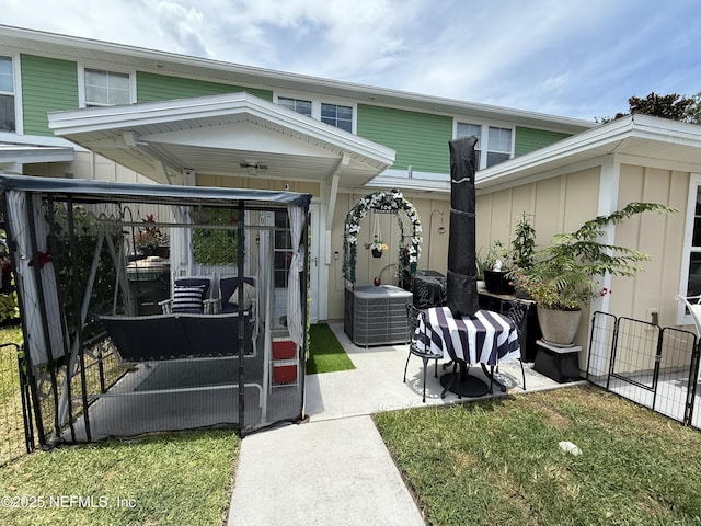 106 Sunrise Ct, Atlantic Beach, FL 32233 - view of exterior entry with a patio area