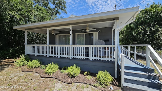 1319 Hickory St, Fernandina Beach, FL 32034 - view of front of home with ceiling fan and a porch