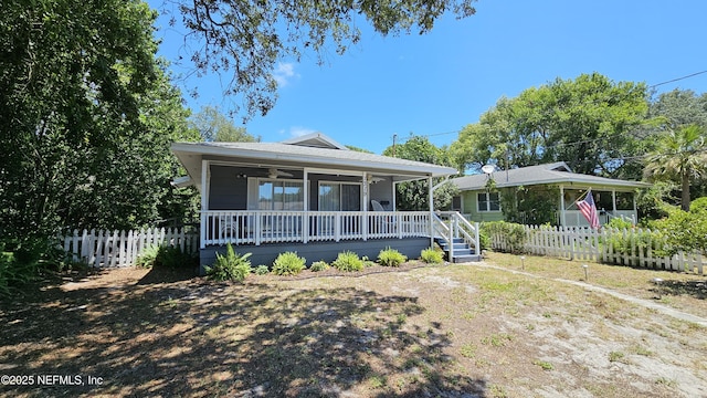 1319 Hickory St, Fernandina Beach, FL 32034 - view of front of home featuring covered porch and ceiling fan