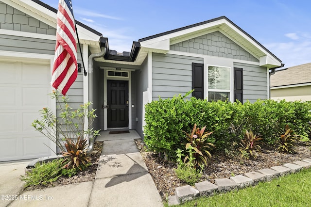 2264 Pebble Point Dr, Green Cove Springs, FL 32043 - entrance to property featuring an attached garage