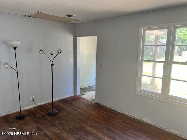 3768 Valley Rd, Jacksonville, FL 32207 - photo 11