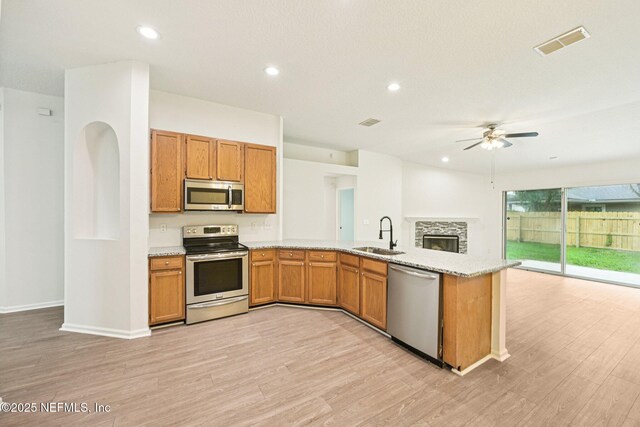 8761 Redleaf Ct, Jacksonville, FL 32244 - photo 15