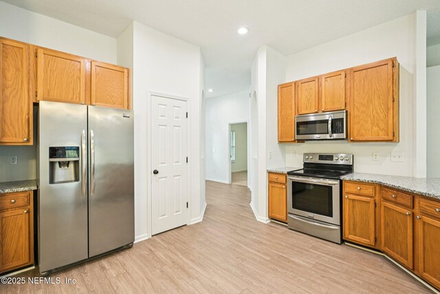 8761 Redleaf Ct, Jacksonville, FL 32244 - photo 19