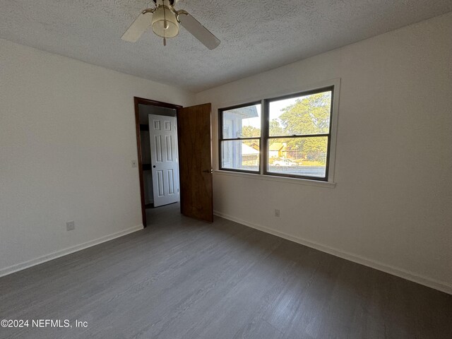3832 Sandy Shores Dr, Jacksonville, FL 32277 - photo 6