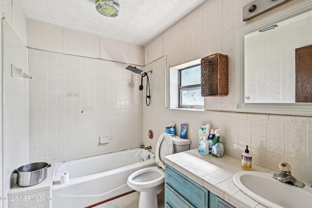 2259 Marlee Rd S, Jacksonville, FL 32259 - bathroom with vanity, shower / bathtub combination, backsplash, and a textured ceiling