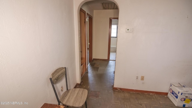 634 Bethel Dr, Keystone Heights, FL 32656 - corridor with arched walkways and baseboards