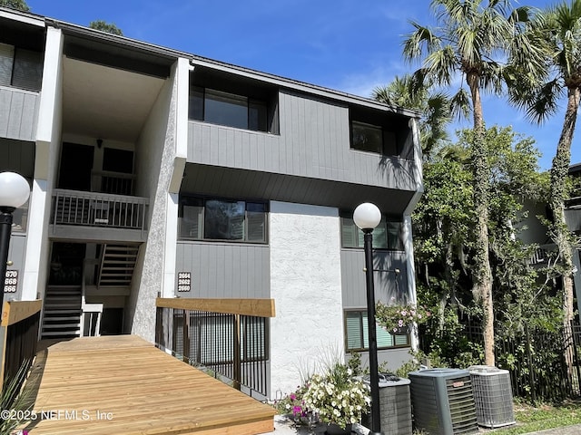 2664 SW 14th Dr Unit 325, Gainesville, FL 32608 - view of building exterior
