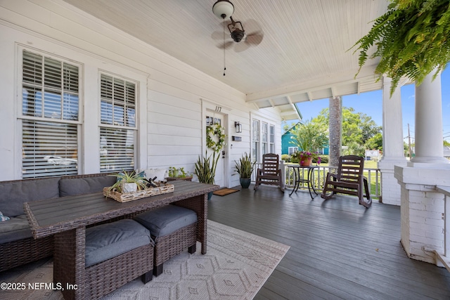 117 Parshley St SW, Live Oak, FL 32064 - porch featuring a ceiling fan