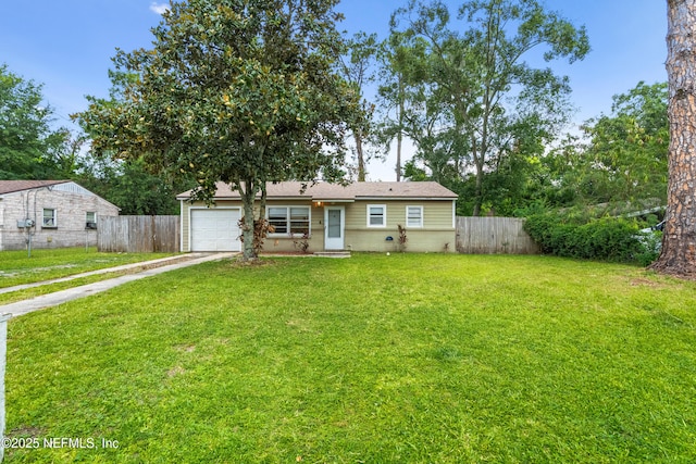 5546 Green Forest Dr, Jacksonville, FL 32244 - photo 1