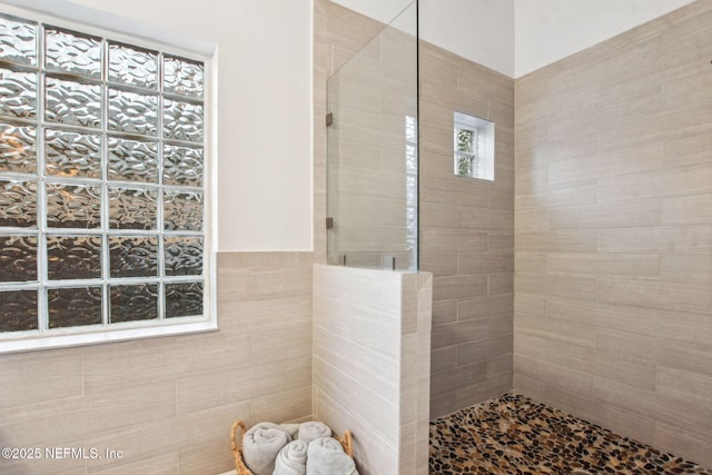 85488 Sagaponack Dr, Fernandina Beach, FL 32034 - full bathroom featuring a walk in shower