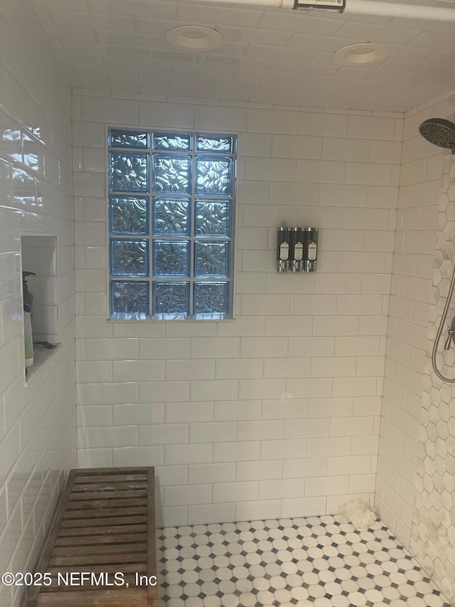 10268 Lake View Rd W, Jacksonville, FL 32225 - full bathroom featuring a tile shower