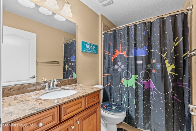 321 Palazzo Cir, Saint Augustine, FL 32092 - full bath featuring a textured ceiling, vanity, and a shower with curtain