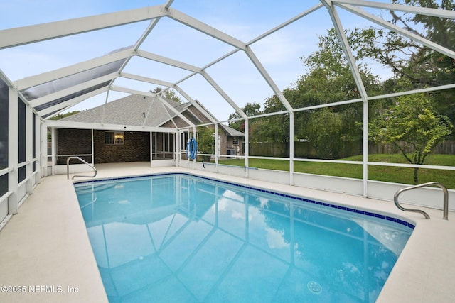 4804 Winton Cir, Saint Augustine, FL 32086 - outdoor pool featuring a fenced backyard, a patio area, and glass enclosure