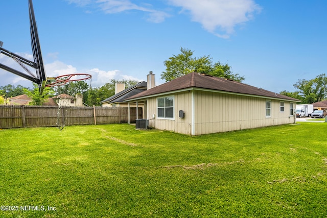 6719 Newgate Cir E, Jacksonville, FL 32244 - view of yard