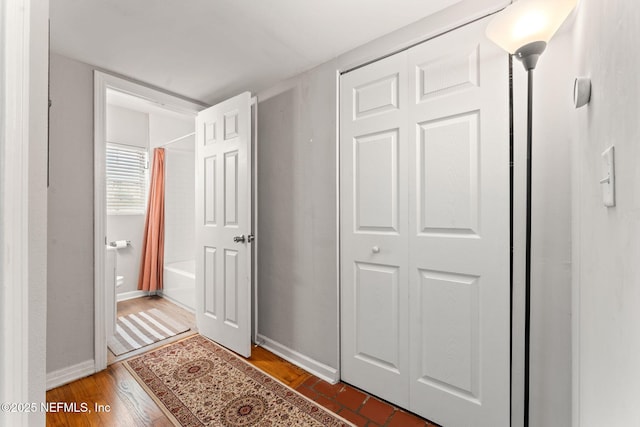 4737 College St, Jacksonville, FL 32205 - corridor featuring wood finished floors and baseboards