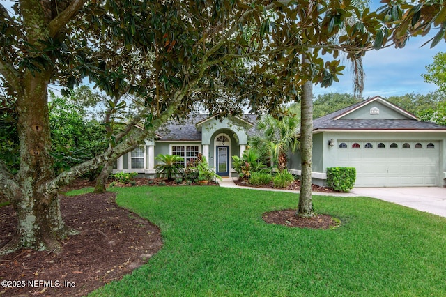 213 Seamist Ct, Ponte Vedra Beach, FL 32082 - ranch-style home featuring stucco siding, concrete driveway, a garage, a front yard, and roof with shingles