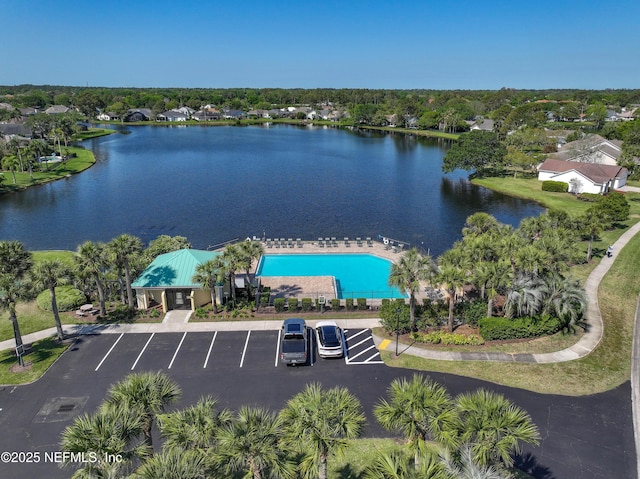 213 Seamist Ct, Ponte Vedra Beach, FL 32082 - aerial view of a nearby body of water and a pool area