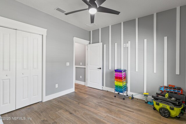 1926 Friendly Pl, Middleburg, FL 32068 - recreation room featuring wood finished floors and ceiling fan