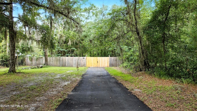 1637 Starratt Rd, Jacksonville, FL 32226 - photo 2