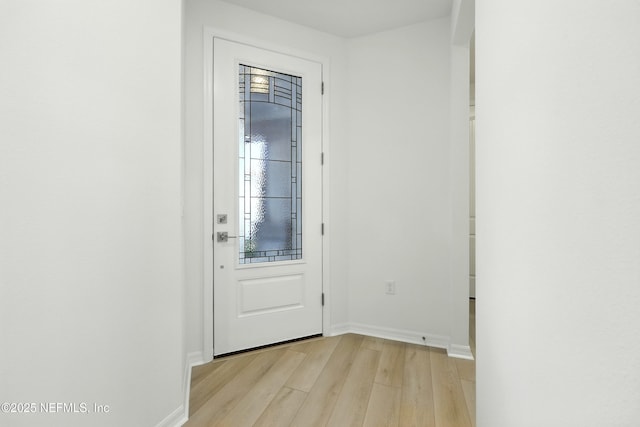 81 Glenhurst Ave, Ponte Vedra, FL 32081 - entryway with light wood-type flooring and baseboards