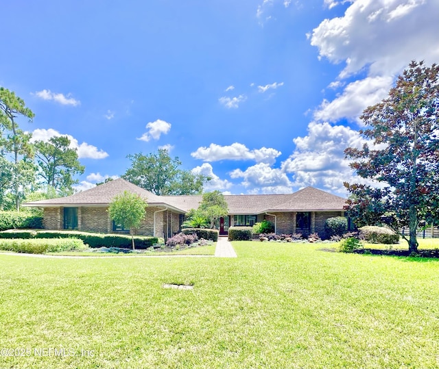 8107 Woodgrove Rd, Jacksonville, FL 32256 - photo 1