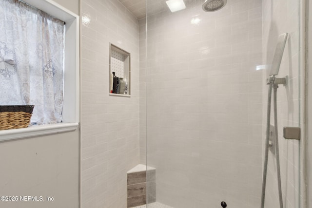 3207 Plum St, Jacksonville, FL 32205 - bathroom with tiled shower