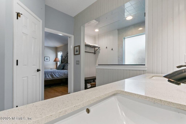 508 Lighthouse Ct, Neptune Beach, FL 32266 - bathroom with ensuite bathroom, vanity, and wood finished floors