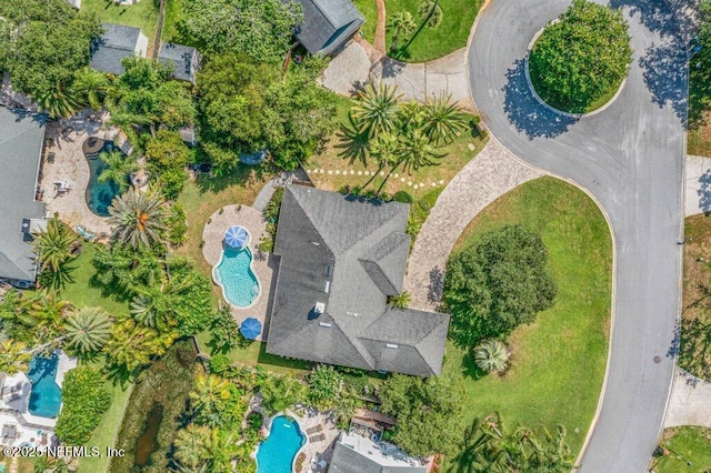 508 Lighthouse Ct, Neptune Beach, FL 32266 - aerial view of property's location featuring a pool