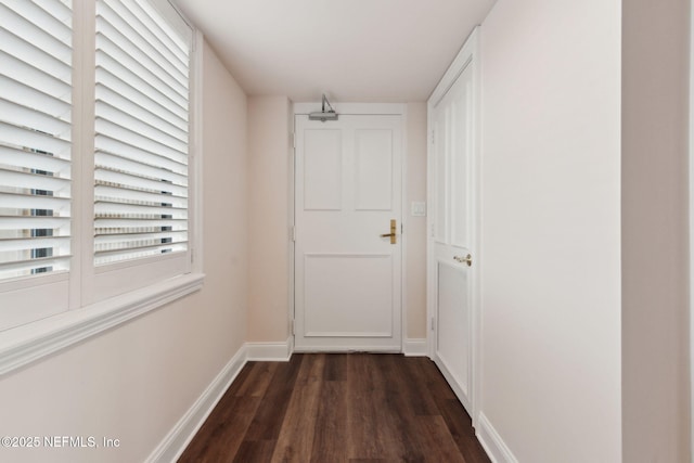 4401 Lakeside Dr Unit 404, Jacksonville, FL 32210 - photo 2