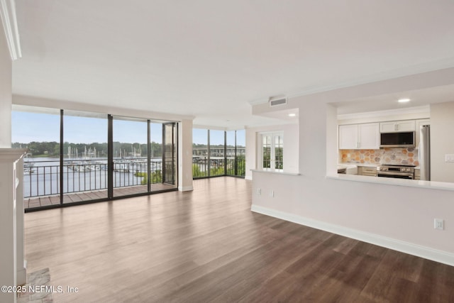 4401 Lakeside Dr Unit 404, Jacksonville, FL 32210 - photo 7