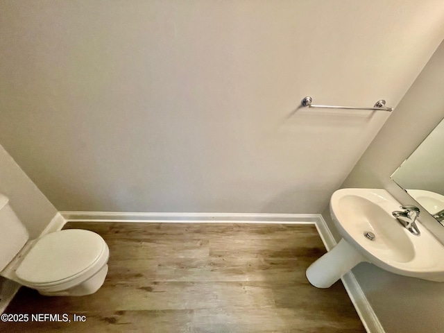 86069 Pineview Dr, Yulee, FL 32097 - half bath with baseboards and wood finished floors