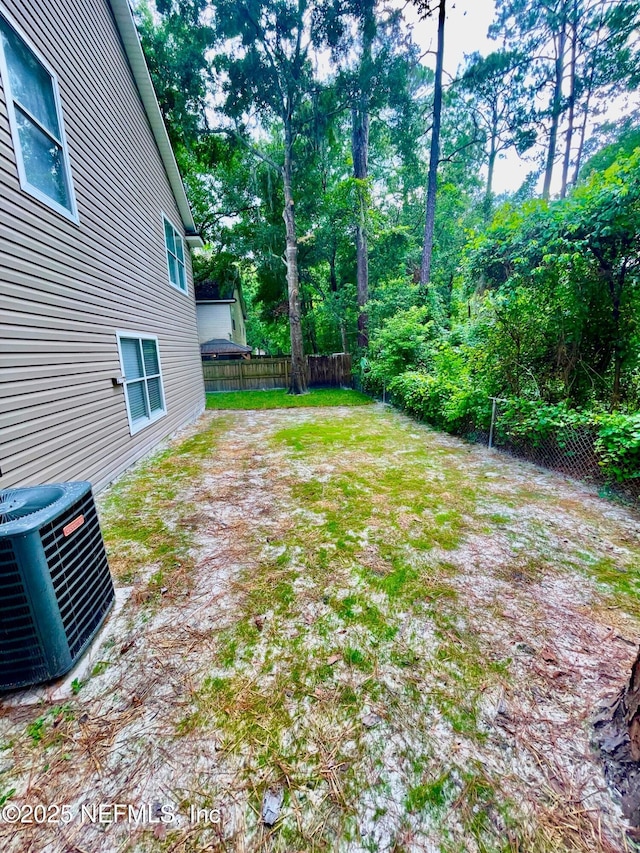 86069 Pineview Dr, Yulee, FL 32097 - view of fenced yard