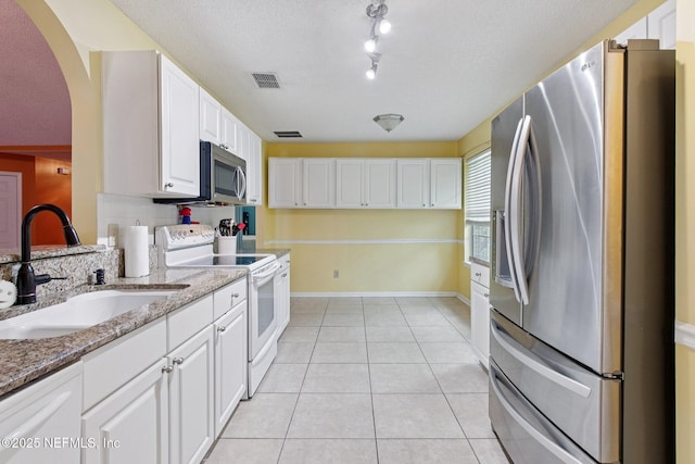2472 Moon Harbor Way, Middleburg, FL 32068