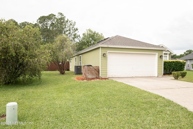 3013 Wavering Ln, Middleburg, FL 32068 - view of side of property featuring concrete driveway, a lawn, and a garage