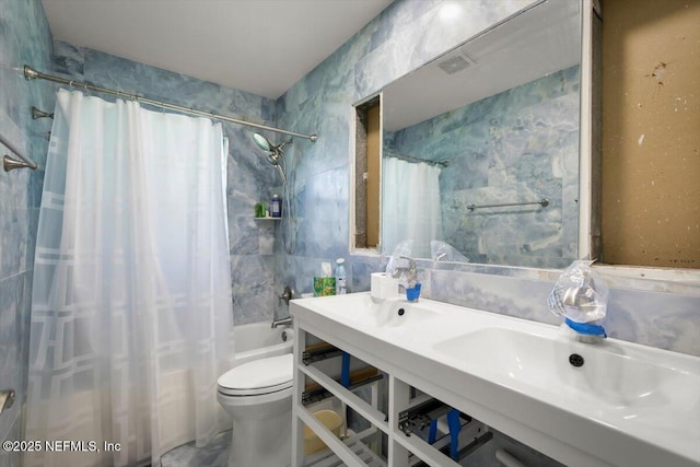 110 Abalone Ln W, Ponte Vedra Beach, FL 32082 - full bath with shower / tub combo with curtain, double vanity, and tile walls