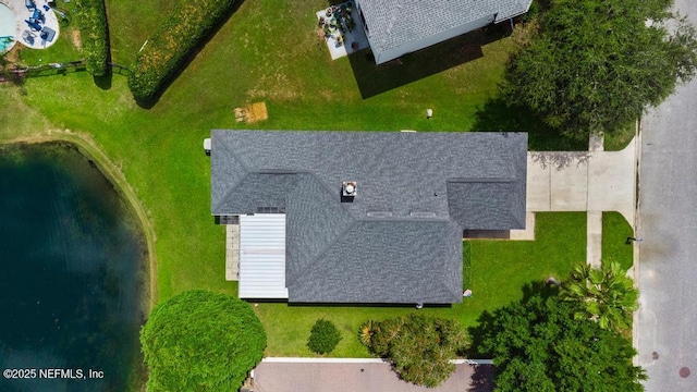 96220 Ridgewood Cir, Fernandina Beach, FL 32034 - view of subject property with a nearby body of water
