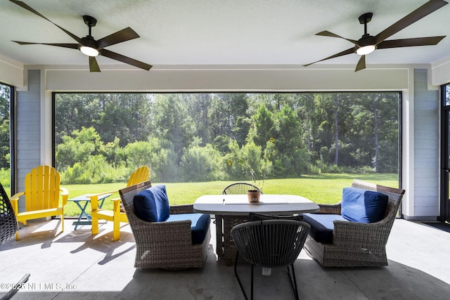 816 Blind Oak Way, Middleburg, FL 32068 - sunroom with a ceiling fan and outdoor dining space