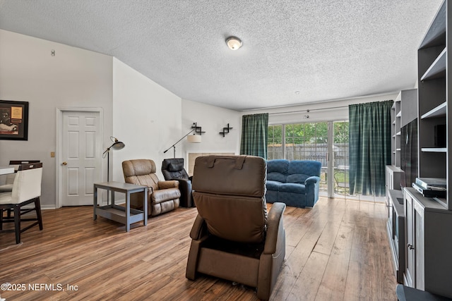 8182 Loch Lomond Ln, Jacksonville, FL 32244 - photo 3