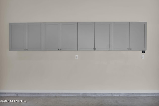 1506 Waterbridge Ct, Fleming Island, FL 32003 - detailed view of baseboards