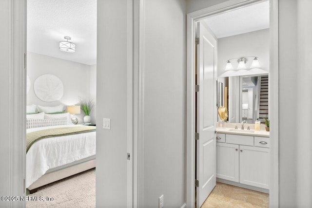 26 Traveler Palm Ct, Ponte Vedra Beach, FL 32082 - ensuite bathroom featuring vanity