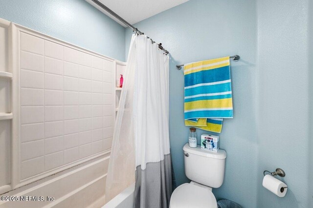 11598 Wynnfield Lakes Cir, Jacksonville, FL 32246 - full bath with shower / bathtub combination with curtain and toilet