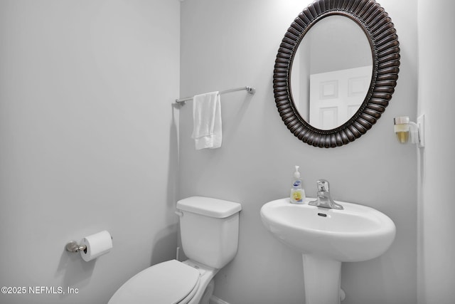 724 N Pine Ave, Green Cove Springs, FL 32043 - half bath featuring toilet and a sink
