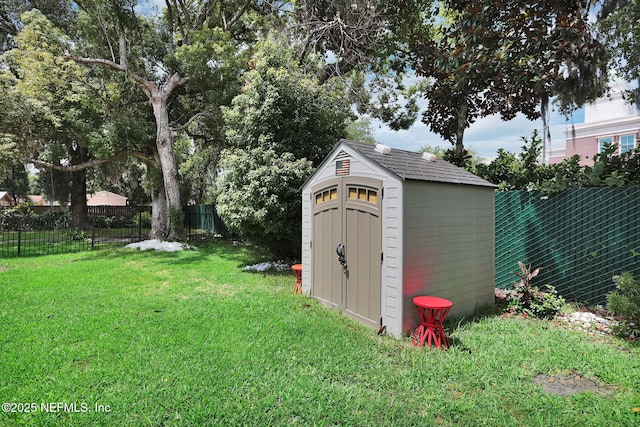 724 N Pine Ave, Green Cove Springs, FL 32043 - view of shed with a fenced backyard