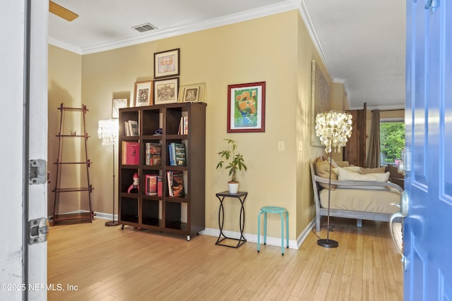1419 Linkside Dr, Atlantic Beach, FL 32233 - living area with crown molding, hardwood / wood-style floors, a chandelier, and ceiling fan